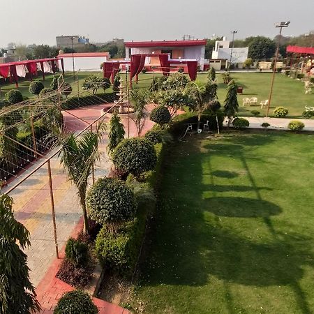 Prem Garden & Resort ماثورا المظهر الخارجي الصورة